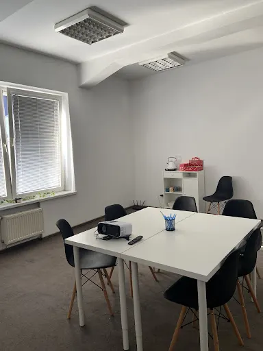 Centrum Edukacyjne Wbrew Interpretacjom - korepetycje z języka polskiego